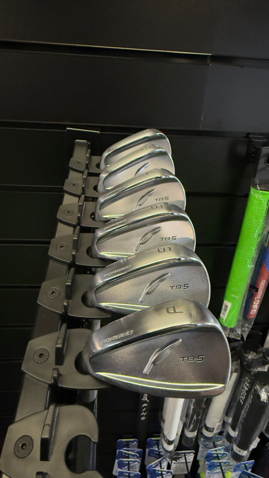 Left Hand Fourteen TB-5 Irons Dynamic Gold 120 S300 1/2" Over. 5-PW